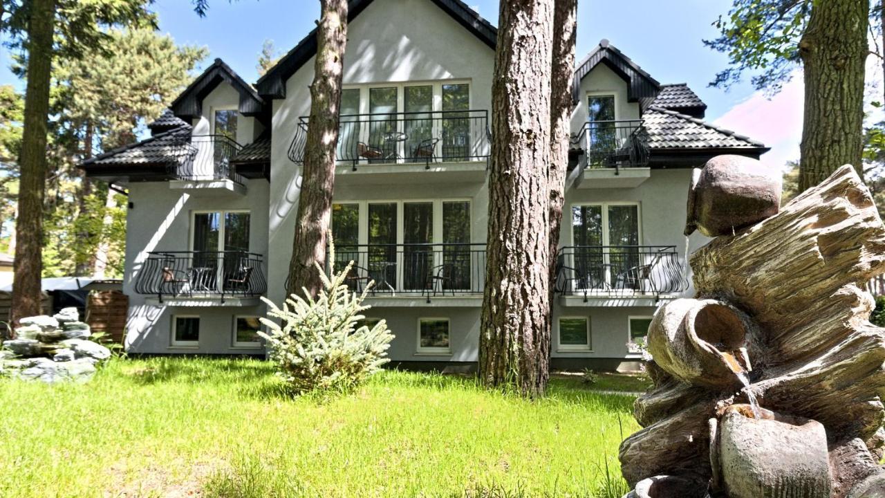 Lc Pokoje & Apartamenty โปเบียโรโว ภายนอก รูปภาพ