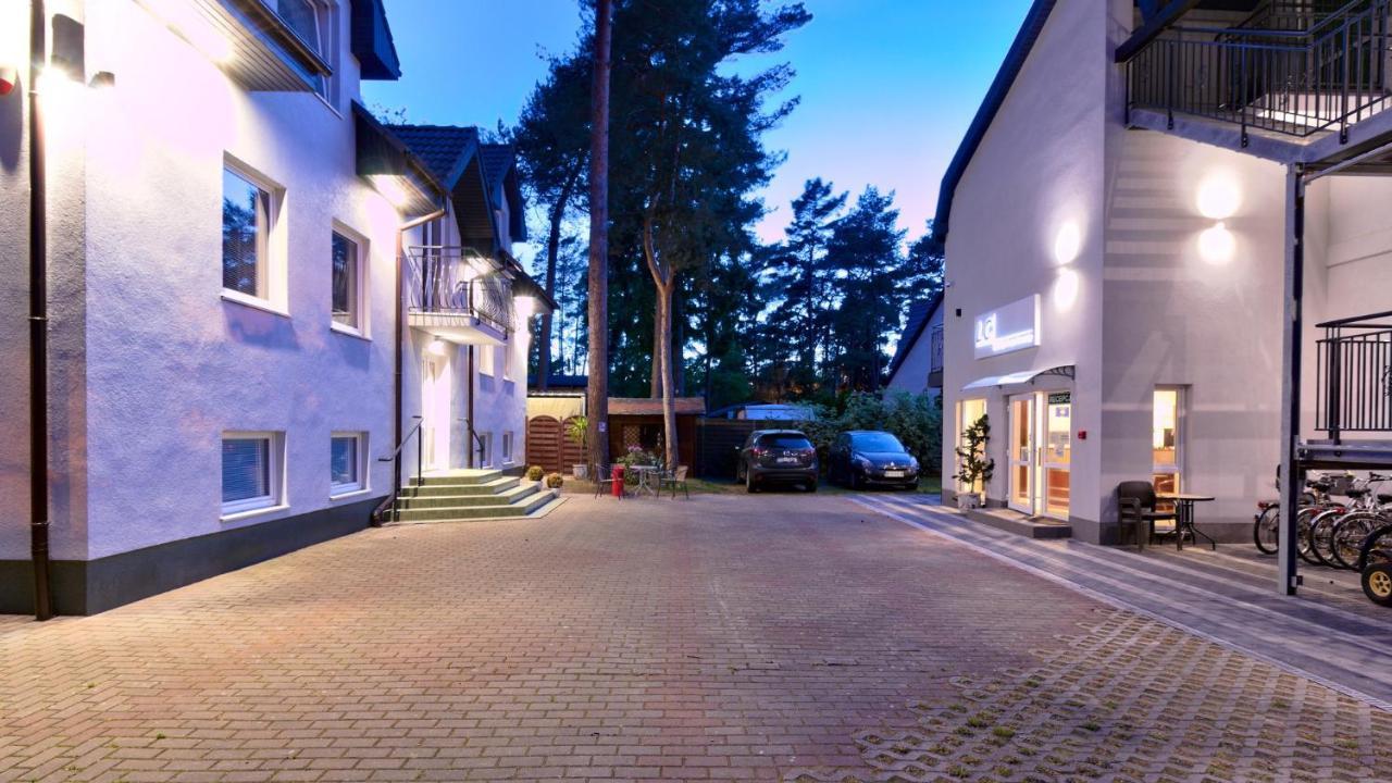 Lc Pokoje & Apartamenty โปเบียโรโว ภายนอก รูปภาพ